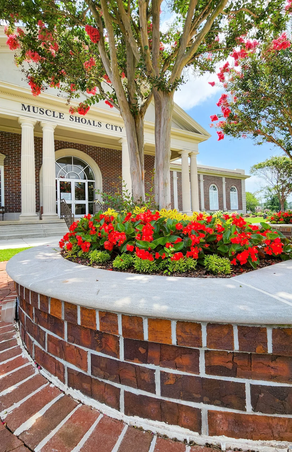 Entrance of Muscle Shoals City building